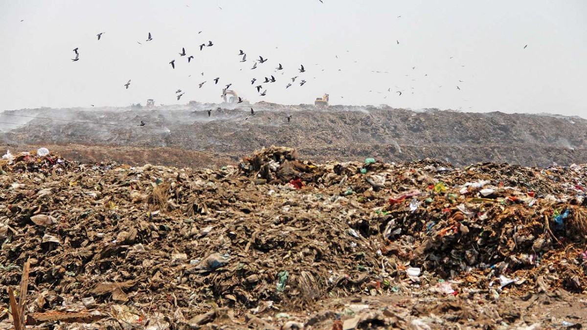 alternative solutions for Pirana landfill except capping
