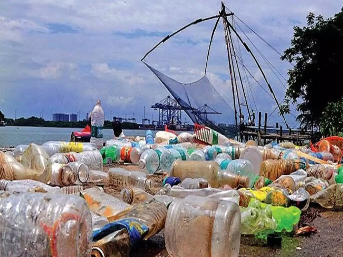 Collector of Kochi imposes plastic ban