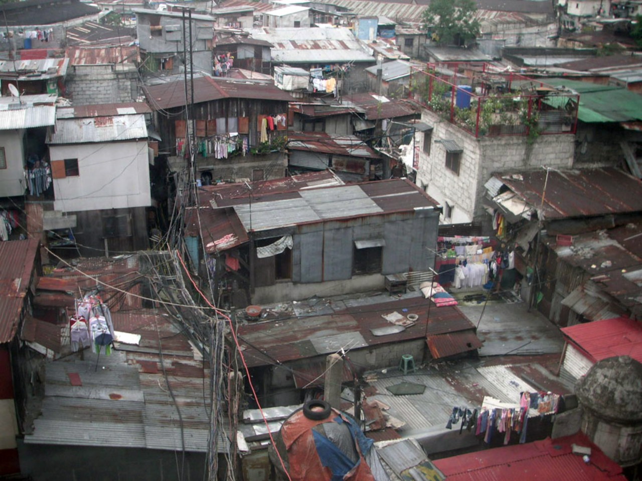 Kolkata to provide flats to slum dwellers