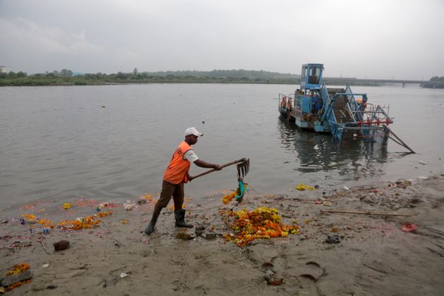 NGT asks authorities to submit specific timelines for cleaning Yamuna