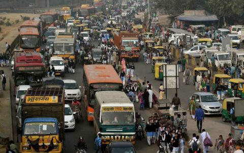 Delhi to implement reforms in public transportations ahead of ‘odd-even’