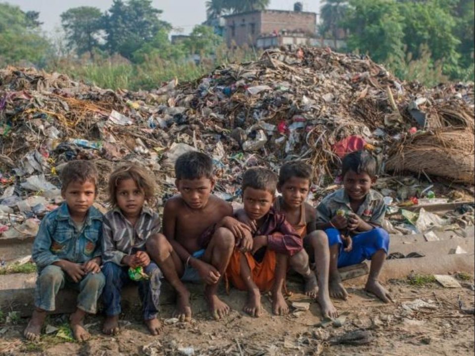 India reduces poverty rate to half since 90s