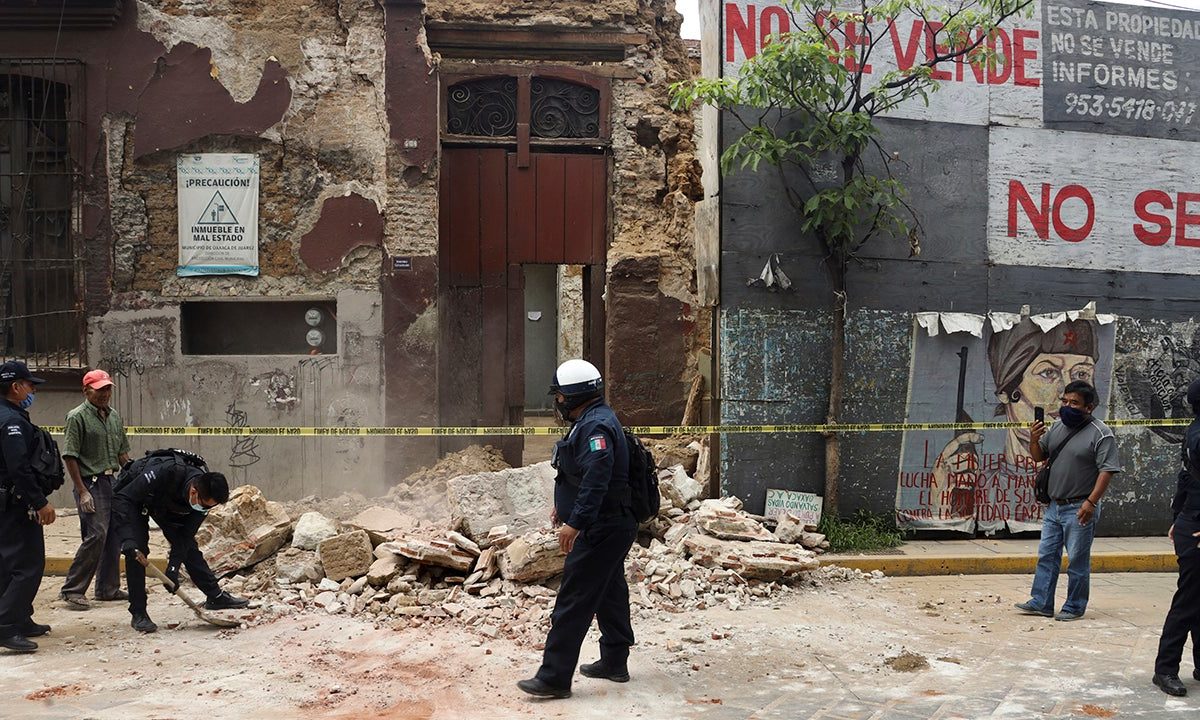 Deadly earthquake strikes southern Mexico