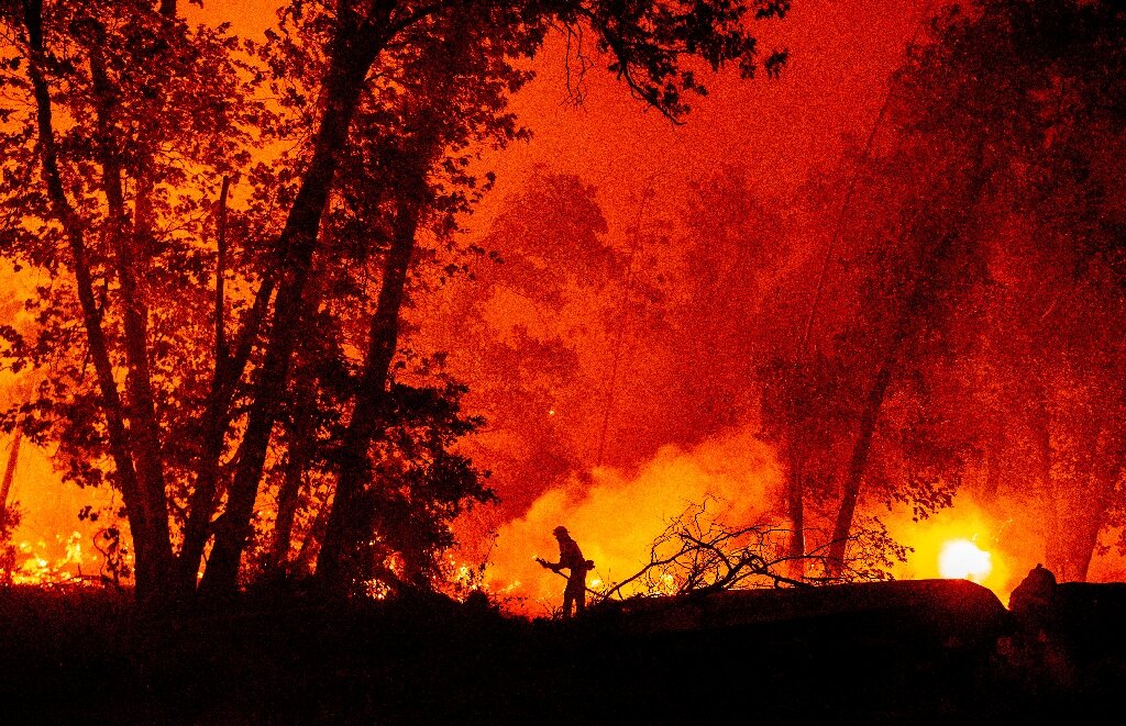 Wildfires in California burn record 2 million acres