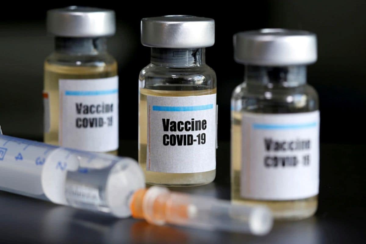 After Pfizer, US clears Moderna vaccine for COVID-19