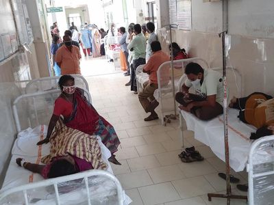 593 affected due to mystery illness, WHO team visits Andhra Pradesh