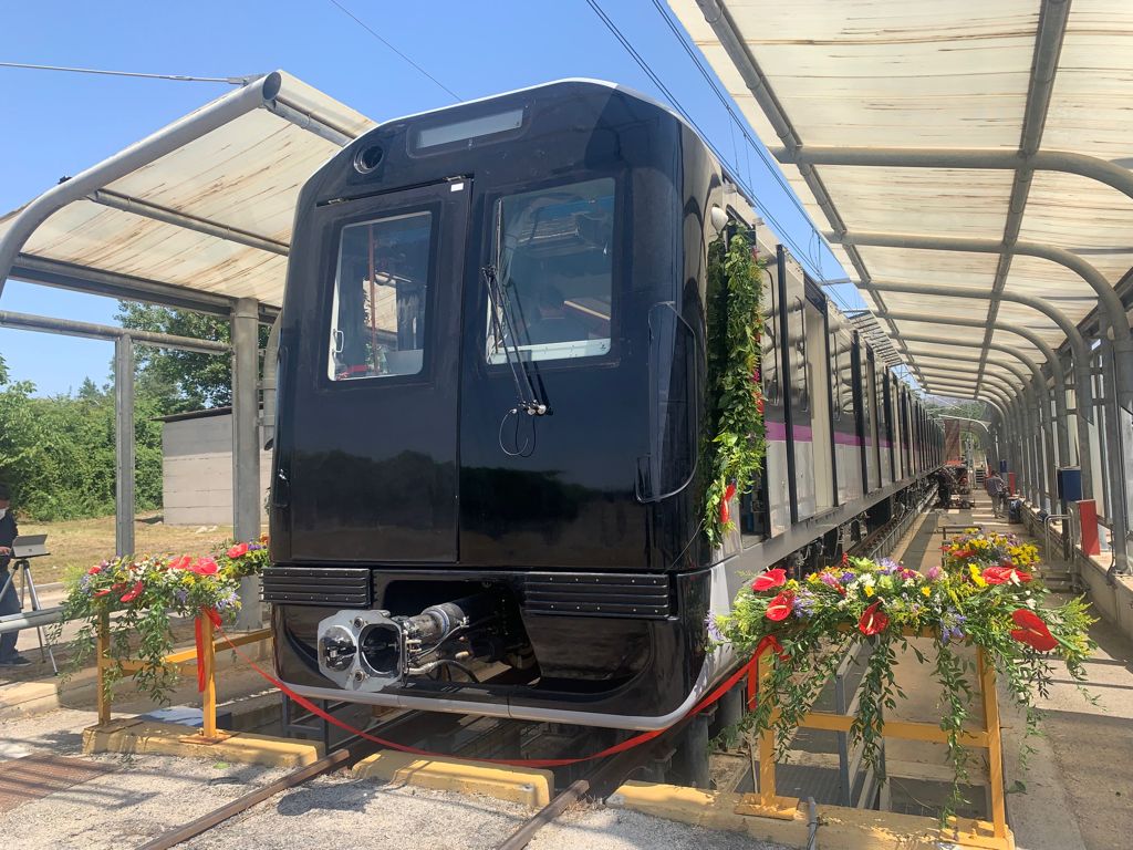 India’s lightest metro trainset for Pune unveiled in Italy