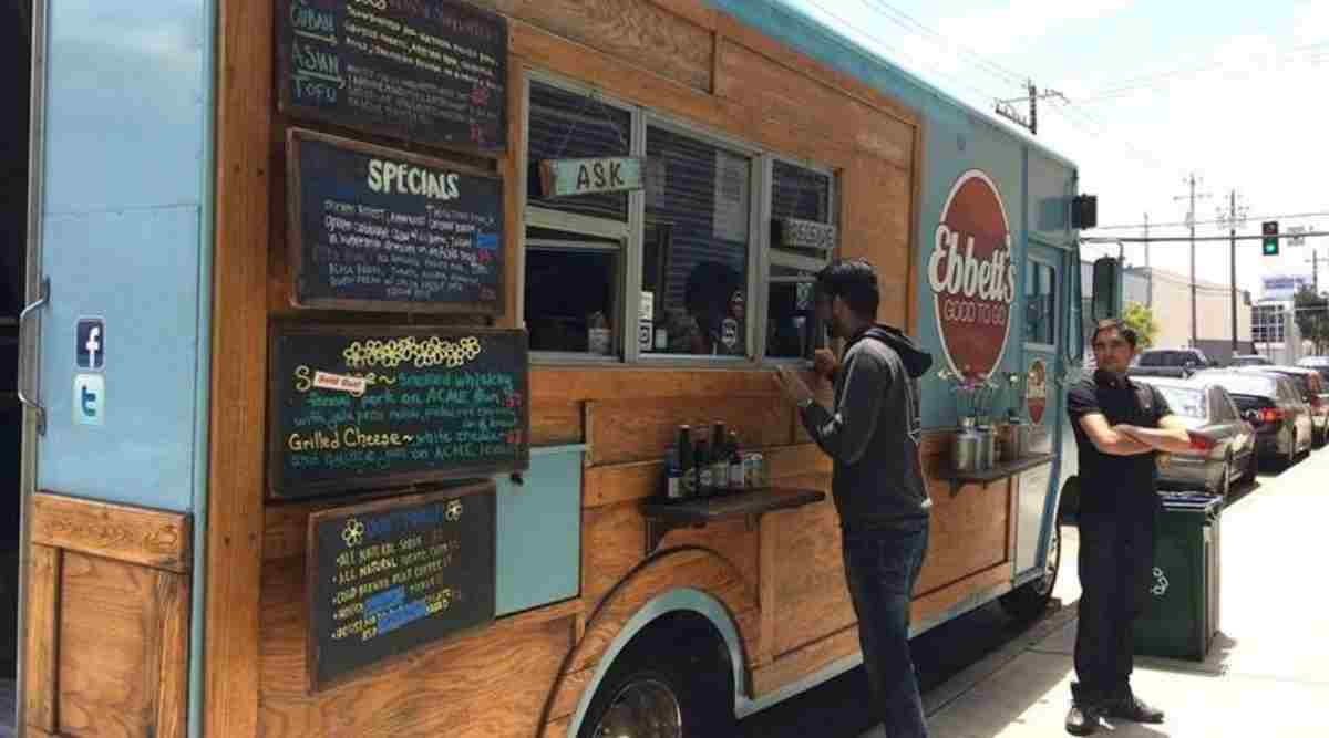 Delhi Government to set up food truck hubs in city