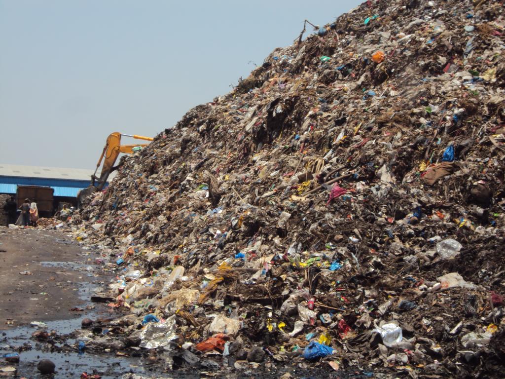 NGT imposes Rs 3,800 cr fine on Telangana Govt for waste management failure