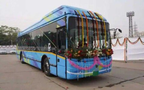 Delhi’s bus fleet will have 80% electric buses by 2025