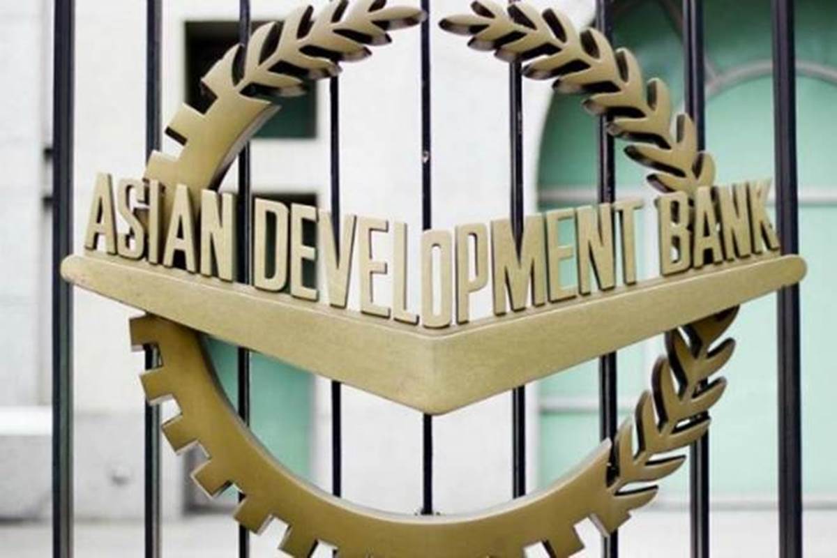 NEW DELHI: The Government of India signed a $350 million loan agreement with the Asian Development Bank (ADB) to improve and expand the connectivity of the metro rail system in Chennai, upgrading the existing public transport system.