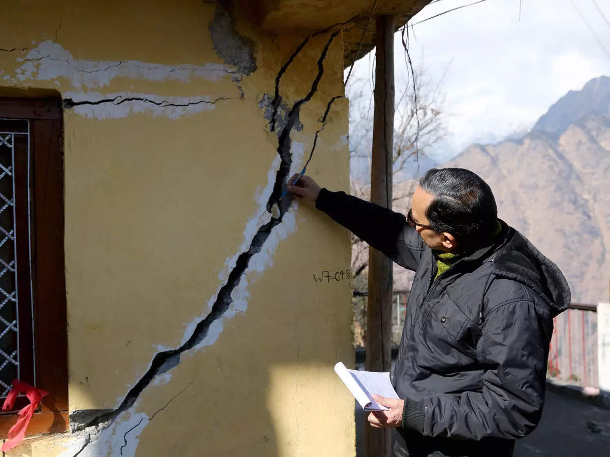 Joshimath: Number of houses developing cracks rose to 849