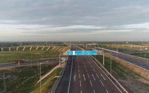 The Prime Minister of India Narendra Modi, inaugurated the first section of a 1,386-kilometer expressway, linking New Delhi to the financial hub, Mumbai. The Prime Minister marked the opening of the Delhi-Dausa-Lalsot section and laid the foundation stone of road projects worth more than ₹18,100 crore.
