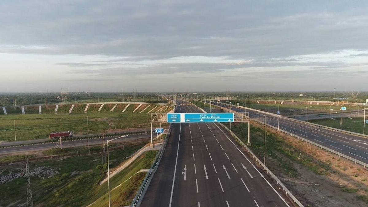 The Prime Minister of India Narendra Modi, inaugurated the first section of a 1,386-kilometer expressway, linking New Delhi to the financial hub, Mumbai. The Prime Minister marked the opening of the Delhi-Dausa-Lalsot section and laid the foundation stone of road projects worth more than ₹18,100 crore.