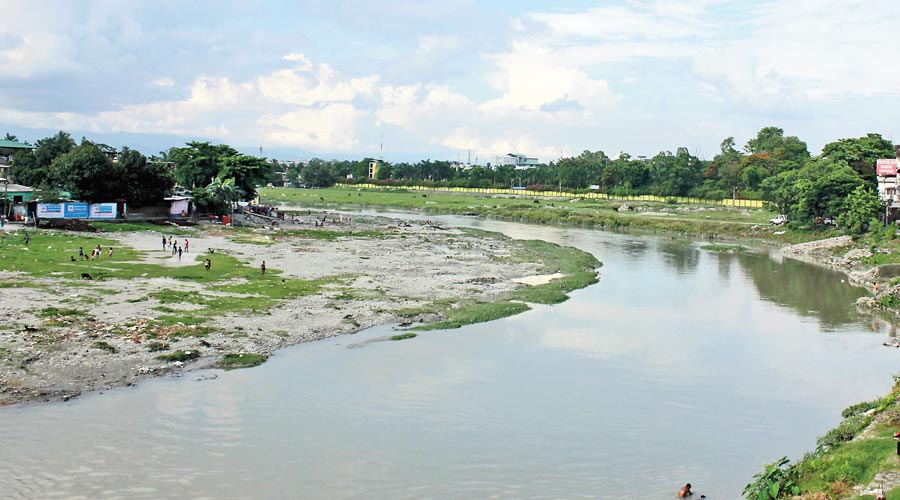 SMC to reduce pollution in Mahananda and other rivulets