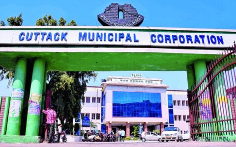 CUTTACK, Odisha: The Cuttack Municipal Corporation (CMC) in Odisha has decided to introduce an Information Technology (IT) based system to monitor and supervise sanitation activities in 59 of its wards from September 1, 2023. Sanjibita Ray, Deputy Commissioner (sanitation), CMC, stated that the required software for the purpose has already been customised.