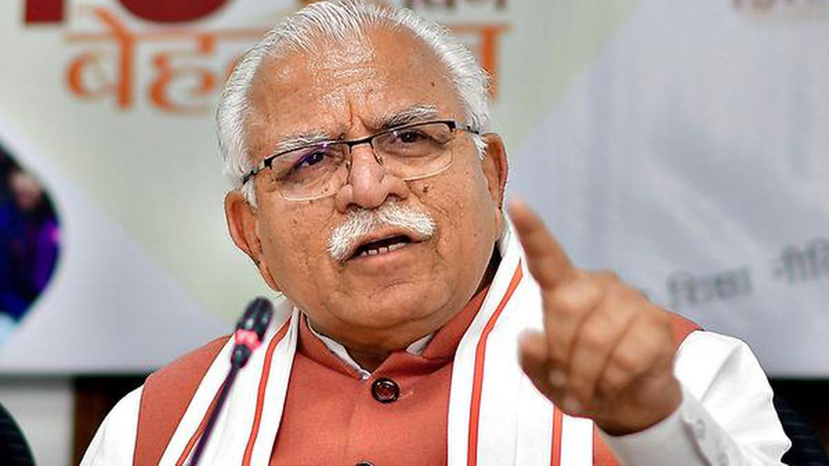 Haryana: CM Khattar inaugurates 60 Amrit Sarovars CHANDIGARH: Chief Minister of Haryana Manohar Lal Khattar inaugurated 60 Amrit Sarovars across the state under the Amrit Sarovar Mission. The inauguration took place at Dult village, Tohana assembly constituency in Fatehabad district. The 60 Amrit Sarovars include three in Bhiwani district, six each in Charkhi, Dadri and Jhajjar, seven in Nuh, 31 in Fatehabad, four in Hisar and one each in Kaithal, Palwal and Panchkula district. In his address after the inauguration, CM Khattar urged the people to ensure efficient use of water and avoid its wastage. According to an official statement, Haryana has successfully constructed 2,078 Amrit Sarovars under this mission.