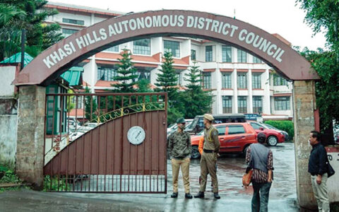 Meghalaya's KHADC requests grants for neglected urban constituencies SHILLONG, Meghalaya: The Khasi Hill Autonomous District Council (KHADC) has decided to request financial assistance for areas that can avail grants applicable to the local civic bodies from the Ministry of Housing and Urban Affairs (MoHUA), Government of India. Pynshngain N Syiem, KHADC Deputy Chief Executive Member (CEM), mentioned Pynthorumkhrah, Laitumkhrah, Laban, and Mawkhar as few of the urban constituencies which are not been able to avail funds from the Ministry of Tribal Affairs and Ministry of Panchayati Raj. He further highlighted that the e-gram swaraj portal is not accepting their proposals and only accepting proposals from areas under the Gram Panchayats or Rural Development Block.