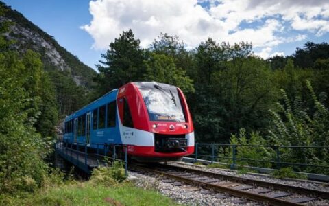 NEW DELHI: Indian Railways is preparing to launch its first hydrogen-powered train by the end of the year. This innovative project aims to revolutionise eco-friendly transportation and reduce carbon emissions. Designed with cutting-edge technology, it promises to offer a cleaner alternative to traditional diesel engines, aligning with India's commitment to sustainable energy solutions. Hydrogen fuel cells generate electricity through a chemical reaction between hydrogen and oxygen, producing only water vapour as a byproduct. This makes the train a zero-emission vehicle, significantly cutting down pollution levels. B G Mallya, Railway Board Member, highlighted the project's potential to transform the rail sector. By integrating hydrogen technology, Indian Railways aims to reduce its carbon footprint and set a precedent for future advancements in sustainable transportation. .