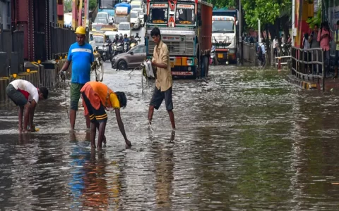 Mumbai grapples with waterlogging as rain pours heavily