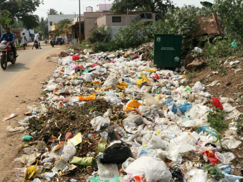 Bhopal MC collects Rs 42,000 in fines for littering in public