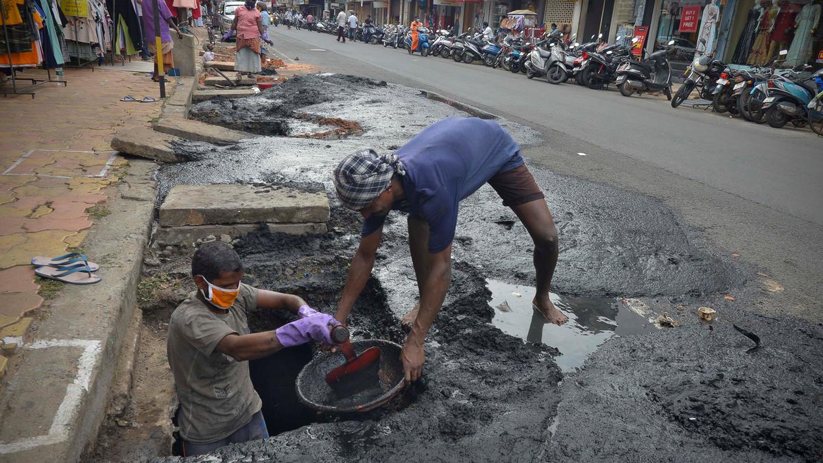 Madras HC directs state govt to involve septic tank cleaning