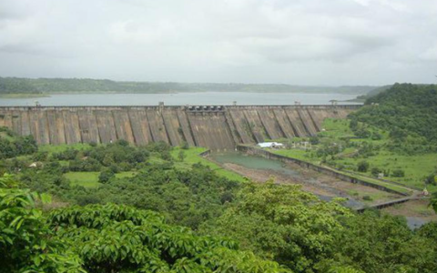 MUMBAI, Maharashtra: As the water levels in seven lakes continue to drop, the Brihanmumbai Municipal Corporation (BMC) has started using the reserve water stock. The stock has decreased to 7.59 per cent (1.09 lakh million litres) of the total live storage. An official from the civic hydraulic department stated that, “We have started to draw water from the Upper Vaitarna as per requirements. We have planned to use the reserve stock until the arrival of monsoon or till July 30. Whenever enough water gets accumulated in the lakes, we will stop drawing the water from the reserves and we will also try to surrender the water back to the state." The Maharashtra irrigation gave a go- ahead to the BMC department in early March, according to officials. In a precautionary move, BMC slashed water supply by five per cent, which will be increased to 10 per cent from June 5. Earlier this year, when the water levels at the lakes started depleting at an alarming rate and weather experts sounded the alarm over a hotter summer, the civic body requested an additional 93,500 million liters of water from Upper Vaitarna and an extra 1.37 lakh million liters of water from the Bhatsa lake. The state government approved nearly 15.76 percent of this request.