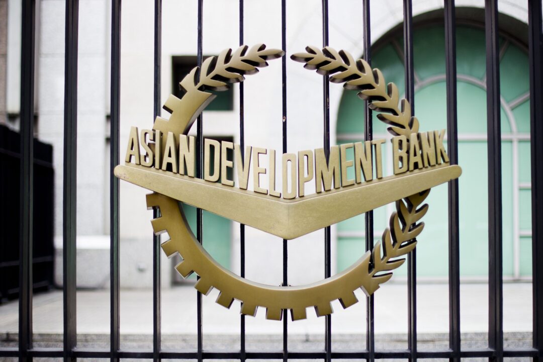 India, ADB ink $200mn pact to improve waste management in 100 Indian cities