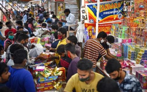 Delhi govt extends ban on sale, production of firecrackers till Jan 2025