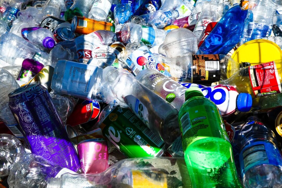 India Overtakes China as World's Largest Plastic Polluter: Study NEW DELHI: A study by the University of Leeds, published in the Nature journal, reveals that India has surpassed China to become the world's largest plastic polluter. The study found that India releases approximately 9.3 million tons of plastic waste into the environment each year.